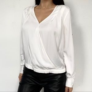 BDG white wrap top size XS